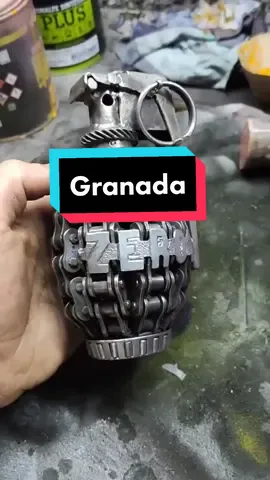 Essa foi uma das primeiras encomendas que recebi! #arte #art #metal #granada #grenade #metalart #soldador #solda #welder