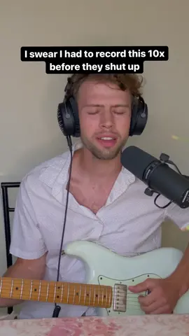 They have more respect for TikTok  than my song 😐 @Elias McDermott-Sipe #rude #roommates #songwriter