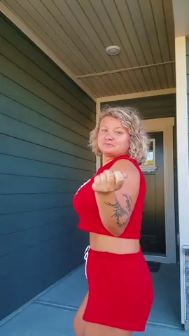 #fyp #hatersgonnahate #WeStickTogether #WeekendVibes #blondeandtattooed #notlosingsleep #timetoworkout