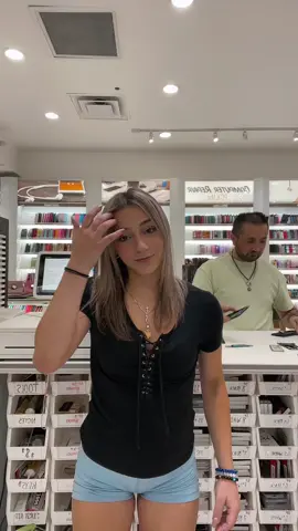 Always got a phone to fix #fyp #foryoupage #trending #foryou #danburyct #connecticut #draft #OOTD #xyzbca #fitcheck