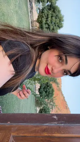 Yok yokk 🙂#duybeni #Love #explore #explorepage #اكسبلورexplore #اكسبلور #دبي #العراق #fashion #fyp #fypシ #viral 