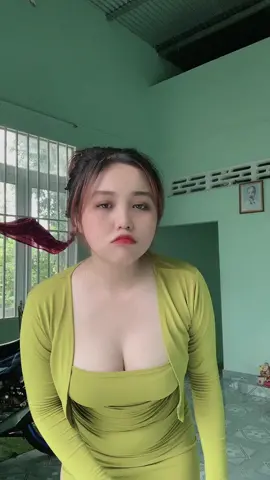 #fypシ #fyp  bé ở Long khánh anh ở đâu ?   🐰💕