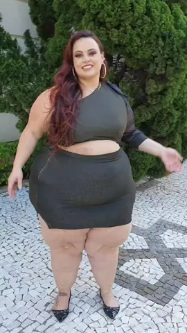 #CaracaQueMequi #vestidoplussize #balada #felipeamorim #gostosinhaéela #OPalcoETodoSeu #vestido #4u #modaplussize #modeloplussize #foryou #dancinhasdotiktok #tiktok #lookdodia #dancinhaplussize #dancinha #plussize #OOTD #modinhaplussize #modabalada