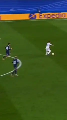 LM 10 vs LM 10. cuman yang satunya ngak dapat piala Champions 🗿 #modric #messi #realmadrid #psg #jedagjedug #football