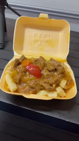CLASSIC MUNCH IN BRUM! #khansfishbar #ladypoolroad #curry #Foodie #halalmunchies #foryou #fyp #reel #reels #explore #explorepage #trending #foodreview #fypシ #brum #0121 #10k #foodie #burgers #best #balti #chipshop #takeaway #birmingham