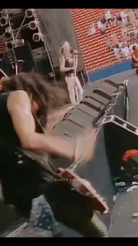 Guns N' Roses - Paradise City #subespañol #gunsnroses #rock #rock80s #paradisecity #musica #fyp