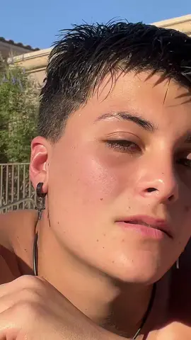 Just a pool thirst trap that’s all #trans