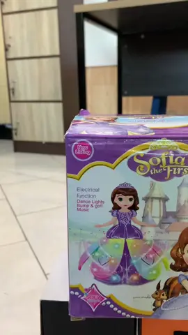 9003337. Sofia the first dancing adalah mainan anak berupa robot putri sofia yang dioperasikan dengan baterai dilengkapi roda berputar, lampu warna warni dan musik. Cocok sebagaj teman bermain anak😍#MenjadiIndonesia #fyp #mainan #mainan #mainananak #MakeNightsEpic #KeepKalem #mainanviral #fypシ #tiktok #tiktokshop #viral 