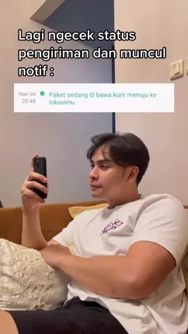 Seketika langsung nunggu depan rumah