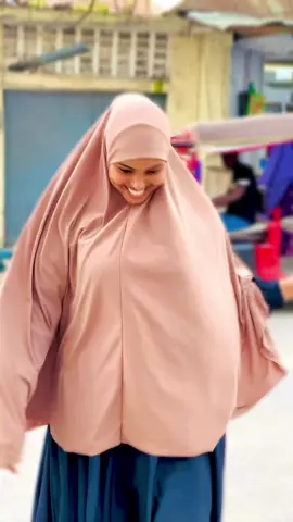 #xayatqurux #somhdfilms  Imissa ayaad jirta markii ugu horeysay aad ruux jeclaato 🙉😫? Me 13  Adna