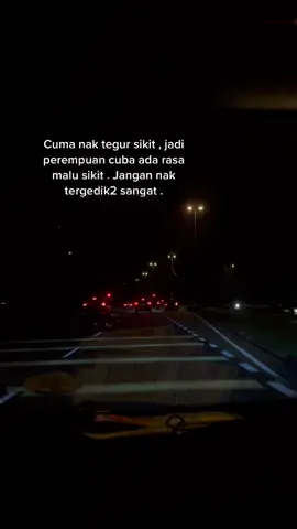 Malu lah tengok , dgn pakwe orang pulak tu 🥱