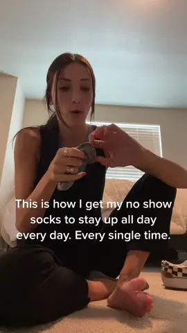 No show socks never stayed up for me until I started doing this. (Also don’t ask how I discovered this trick 😂) try it out and let me know if it works for you! #hack #LifeHack #noshowsocks #girls #boys 