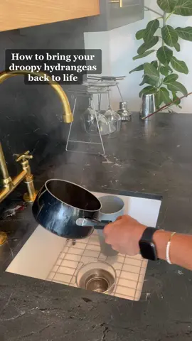 #laflorist #fyp #themoreyouknow #lifehacks #lifetrips#flowers #floristsoftiktok #mom #floristhack 