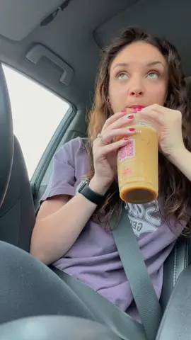 I’m so ready for fall and all the pumpkin things🧡 #dunkin #starbucks #pumpkincreamcoldbrew #pumpkinseason #icedcoffee #pumpkinspice #pumpkin #dunkinvsstarbucks #fall #ReTokforNature 