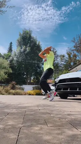 This dance >>>>>>>