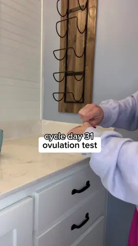 Cycle day 303727289201010 ovulation test 😂🫣 #probsinfertile #infertileontiktok #tryingtogetpregnant🤰 #pcos #ovulation #opktest #cycleday31 #infertilemyrtle #pcos #infertilityproblems #ovulationtracking #birdandbe