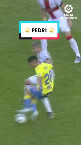 16-year-old 𝐏𝐑𝐎𝐃𝐈𝐆𝐘! 💛🔙💙 @pedri’s debut for @udlp_oficial in #LaLigaSmartBank! 🫠 #KickOffLaLigaSantander #TikTokFootballAcademy #DeportesEnTikTok ##TikTokDeportes#LaLiga #Football