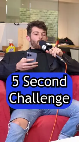 Playing the 5 second challenge #5secondchallenge #football 