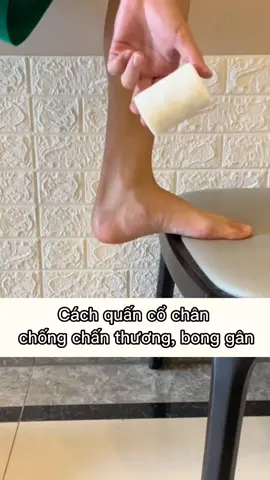 Quấn cổ chân chống chấn thương đúng cách với băng keo thể thao#bongda #dabong #xuhuong #tiktokshop #viral #xuhuong2022 #thethao