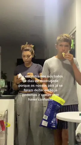 🥸