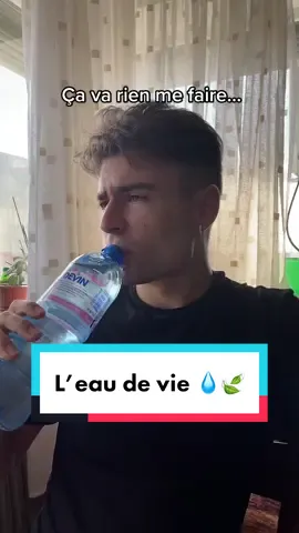 … ça n’a pas vraiment le goût de l’eau 🥲 @spectracious #bulgarie #couplegoals #humour #drole #marrant #blague #internationalcouple 