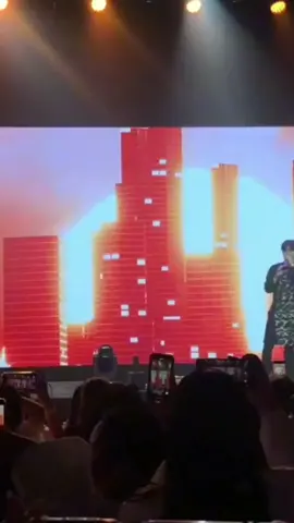 Hai ck hát tiếng việt quá à làm rể VN đc rồi đó hai ck ( cre : @Kinglive.vn ) #xunhuongtiktok #fypシ #blthailand #trendingtiktok #yinwar #Xin_Chào_YinWar #WelcomeYinWarToVietNam #yinwar1stfanmeetingvietnam 
