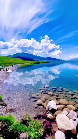Good morning! #lake #scenery #china #travel #beautifulscene #amazingplaces