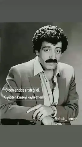 Sen gelmezsen olur gelen bulunur elbet...#muslumculer #müslümgürsesss #muslumbaba #babacilar ##bulunurelbet #muslumbabasarkilari #fouryoupage #siirsokakta #arabeskseverler #damarşarkılar #kesfet #fyp #viral
