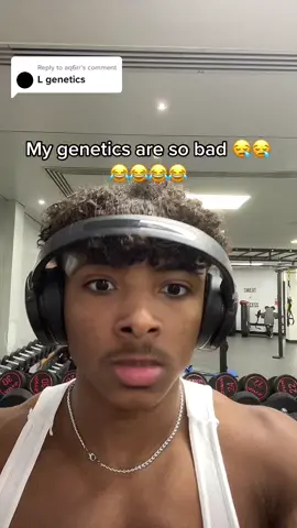 Replying to @aq6rr bro wont show me his own physique 🙈🙈 #gym #comment #repost #reply #GymTok #viral #100k #bodybuilding #aesthetic #fy #fyp #fypシ゚viral #foryou #foryoupage #foryoupage 