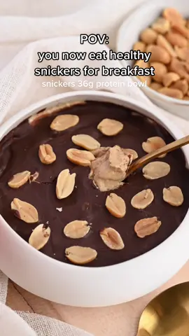 comment if you like snickers! #snickers #oatmeal #healthybreakfast