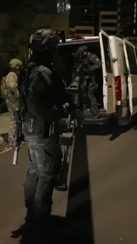chill #police #army#military #specialforces #night#black #swat#fyp #fypシ #sof #k9 #ghost