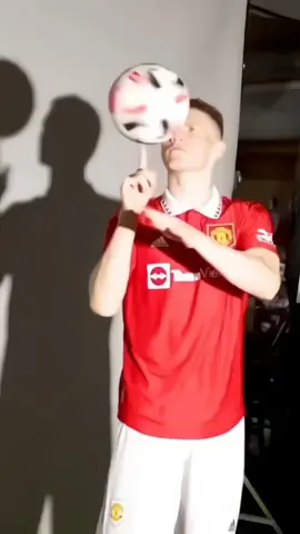 Mctominay shows his skills ⚽⚽#mctominay #manchesterunited #for