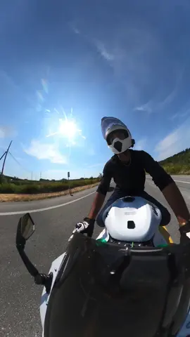 Really made me turn down Doja for that….          #dojacat #fyp #cramp #kawasaki #bikelife #biketok #BreakYourAlgorithm #ninja#zx6r #1down5up