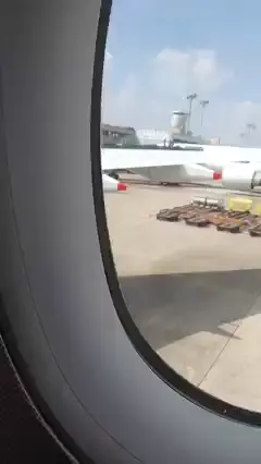 suasana di dalam pesawat cina airlain