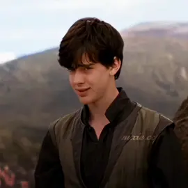 is not like there isn't air inside😐 #edmundpevensie#edmundpevensieedit#edmundpevensietiktok#skandarkeynes#skandarkeynesedit#xyzbca#viral#fypシ#fyp#parati#foryou#fypage#foryoupage#edits#edit#velocityedit#velocity#peterpevensie#peterpevensieedit#princecaspian#susanpevensie#lucypevensie#aslan#thewhitewitch#thechroniclesofnarnia#lascronicasdenarnia#lionwitchandthewardrobe#thelionthewitchandthewardrobe#pevensiesiblings#pevensie#pevensietok#pevensieedit#narnia#narniatok#narniatiktok#narniaedit#narniapov