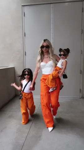 Orange you glad to see us 3 🧡🍊🍊🍊