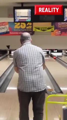 😭 #bowling #fail #failed #failvideo #failing  #failarmy #funnyvideo #funny #funyy #funnymoment #halarious