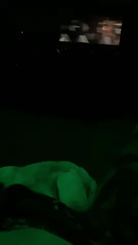 Drive in movie in the bed of the truck #drivein #driveinmovie #dogdatenight #dogdates #puppylove #snuggles #snugglydog #pitty #pitbull #dogsoftiktok #fun #fypシ #fypage #fyp #cricketsadventure #WorldPrincessWeek #movies #movieclips #special #sweetgift