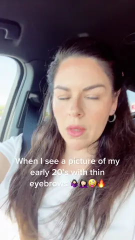 When I see a picture of me with thin eyebrows! 🔥😂🤷🏻‍♀️🤦🏻‍♀️ #phibrowsartist #microbladingeyebrows #lashartist #MomsofTikTok #entrepreneur #over30sclub #momlife #moments #thickeyebrows 