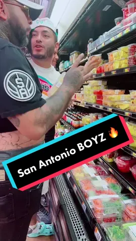 The “San Antonio BOYZ” shopping for fruits at Walmart🔥🔥🔥🍎🍌🍉  #SanAntonioBoyz @official_kingro @rekkikii #itsfreakinneyney #fyp #foryou #viral