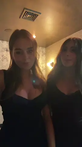 @joleysarro 🖤🤎