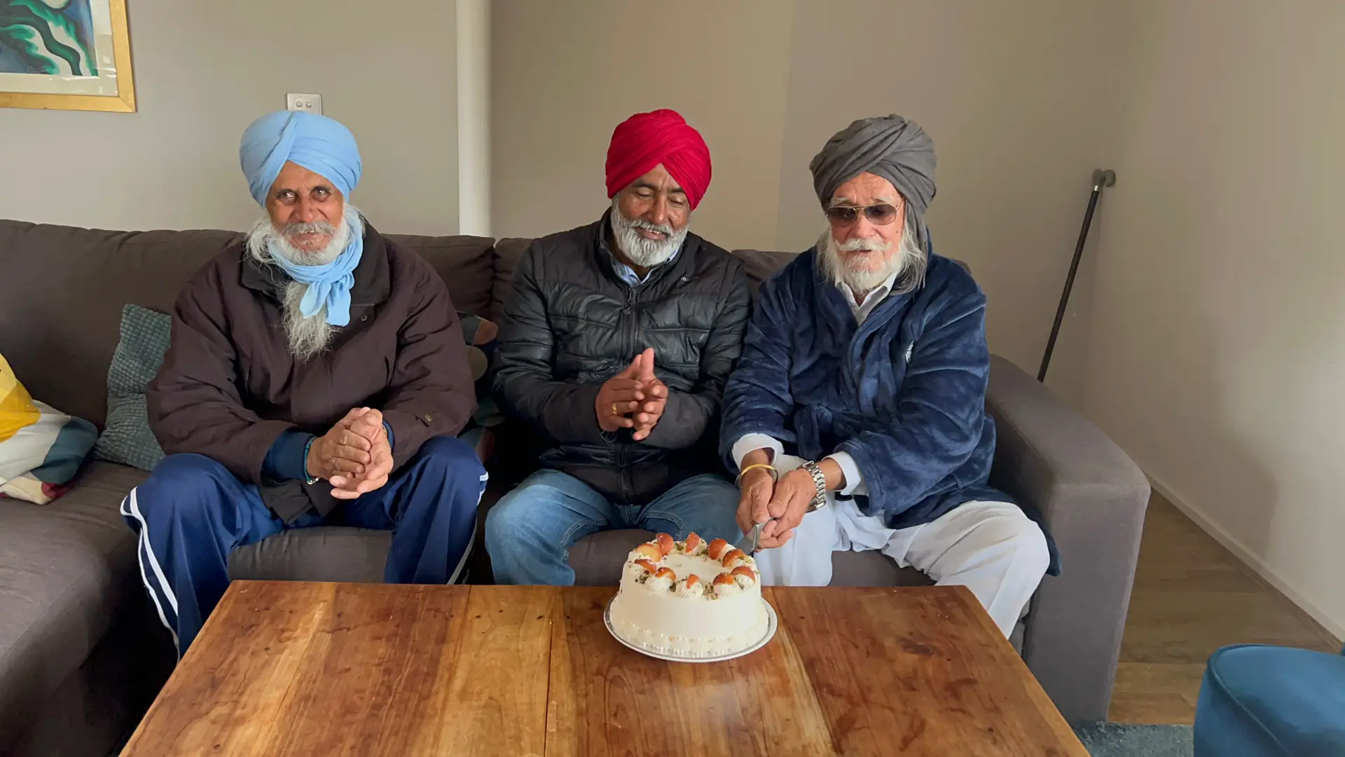 #satindersartaj #family #grandpa #loveyou #melbourne 🥰🥰