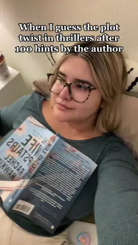 #thrillerbooks #BookTok #booktube #plottwist #bookrecs #bookrecommendations #booktoker #thewifeupstairs #bookrecs📚