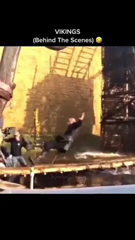 The way Travis Fimmel just slowly fell into the water 💀💀💀 #vikings #ragnarlothbrok #fyp #viral