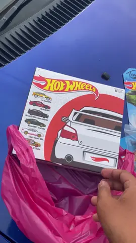 siyes kotak ni hensem 😎 #hotwheelscollector #hotwheelshunting #hotwheels #hotwheelsmalaysia #hotwheelshunter #hotwheelsdaily #fyp #jdmbox #jdm