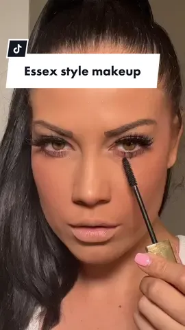 Legit me in my whole teen years. ! #essexmakeup #chav #funnymakeup #makeuptrend 