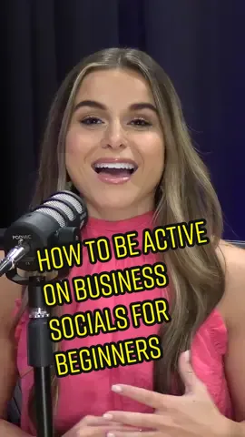 FAQ! How to be active on social media without a team or budget? Creating content is what I do everyday, although I'm not an expert, I can help you come up with some content ideas! #AEJeansSoundOn #socialmediamarketing #growyourbusiness 