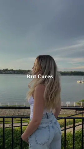 Saw someone do this and needed to make my own version #AEJeansSoundOn #rutcures #getoutofarut #feelinspiredagain 