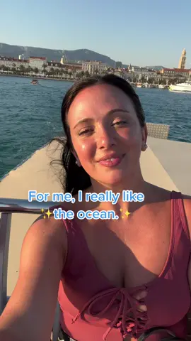 I mean, I like corn, too, I guess. 🌽😆 #itscorn #thecornsong #oceanlover #scubadiving #scubatok 