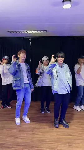 Be #ReadySetGWithGCashJR! Sali na sa @GCash dance challenge and get a chance to win up to 100k cash prize! 10 winners will get 10k each! Tag two of your friends to join and show us your moves! G na ba kayo? G na! 